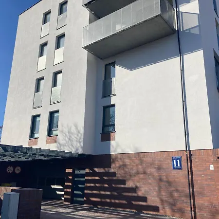 Jab 400 Metrow Od Kliniki Unii Lubelskiej Bezplatny Garaz