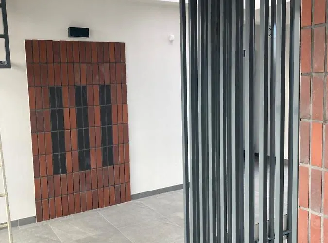 Jab 400 Metrow Od Kliniki Unii Lubelskiej Bezplatny Garaz Lejlighed