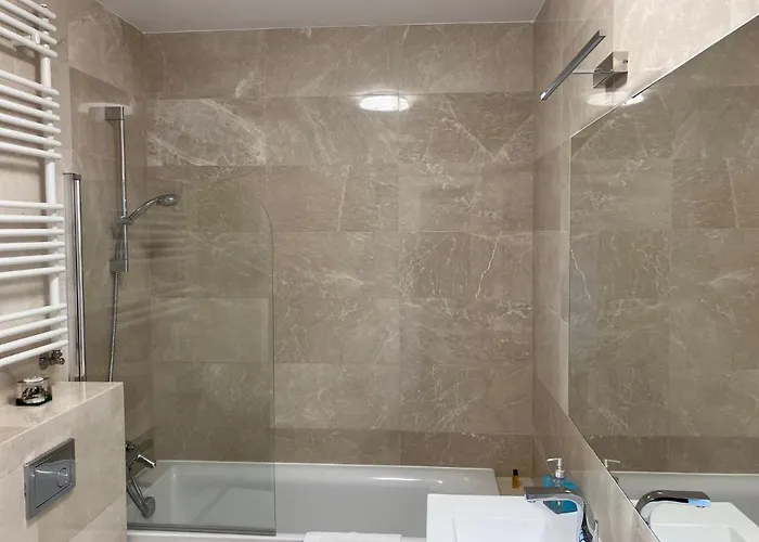 Jab 400 Metrow Od Kliniki Unii Lubelskiej Bezplatny Garaz Lejlighed Stettin