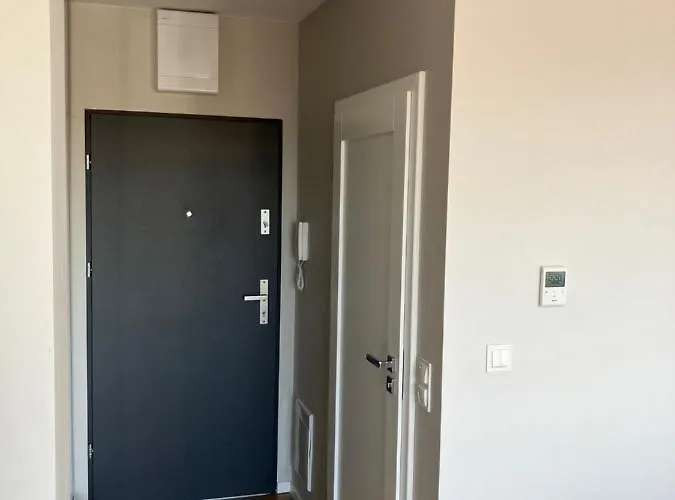 Jab 400 Metrow Od Kliniki Unii Lubelskiej Bezplatny Garaz Lejlighed